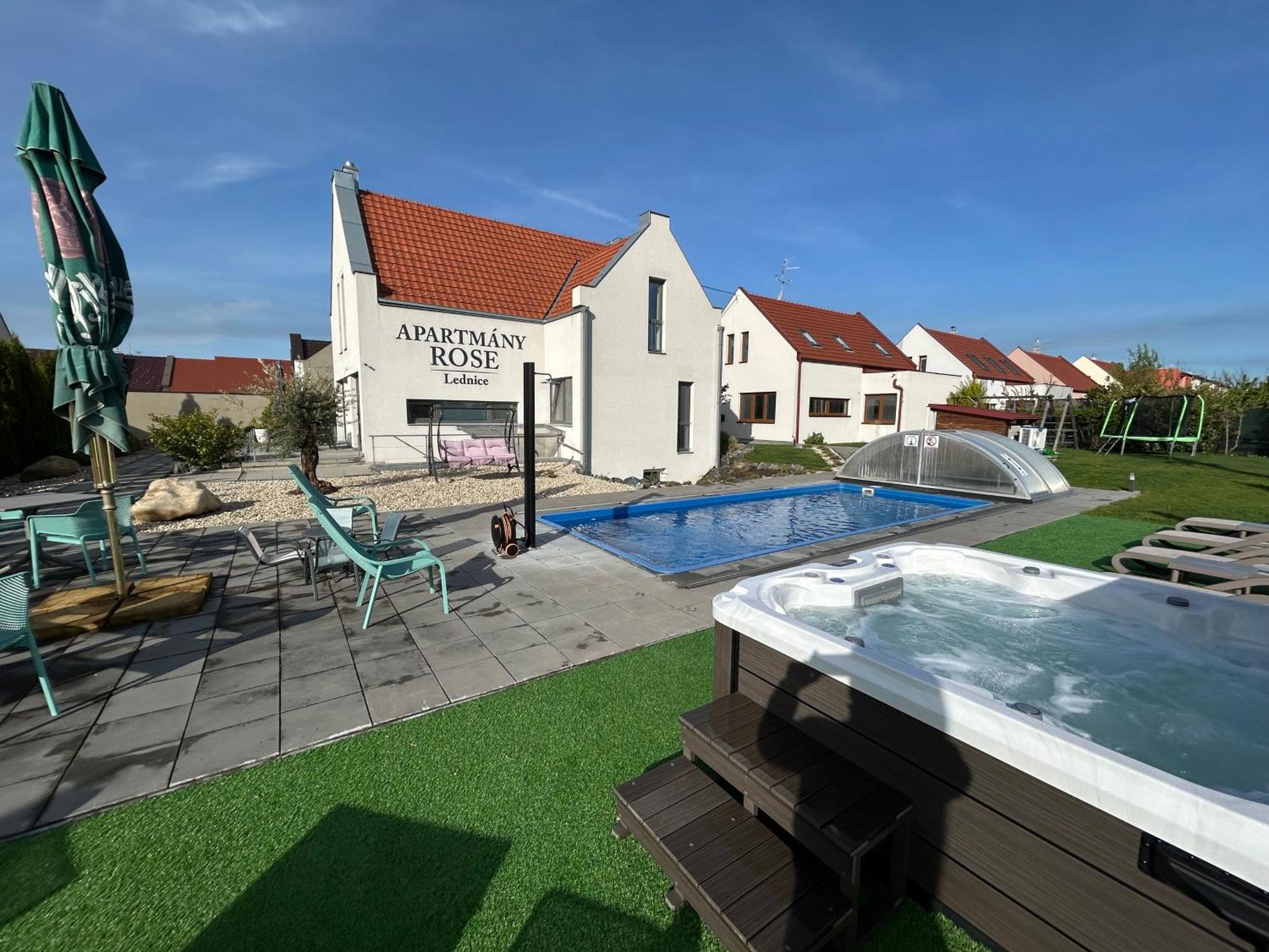 Apartmany Rose Lednice Dış mekan fotoğraf